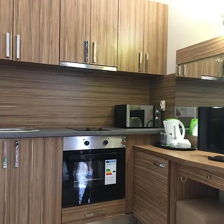 Tm Deluxe Located In Sunny 3* Sluneční pobřeží