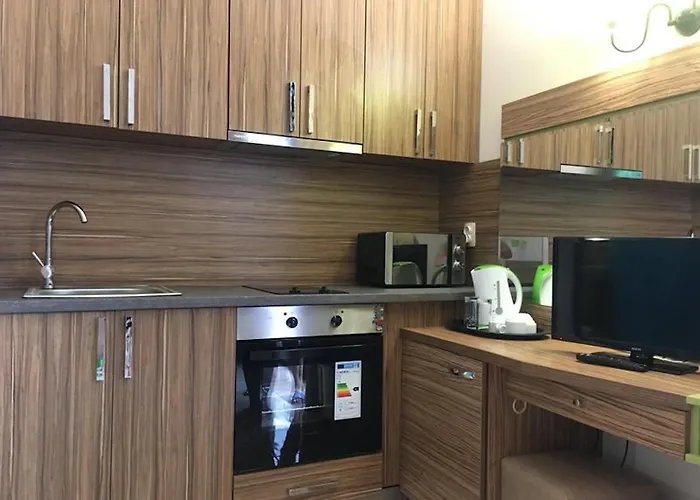 Tm Deluxe Located In Sunny 3* Slantchev Briag