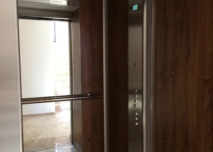 Tm Deluxe Located In Sunny Village de vacances Slantchev Briag